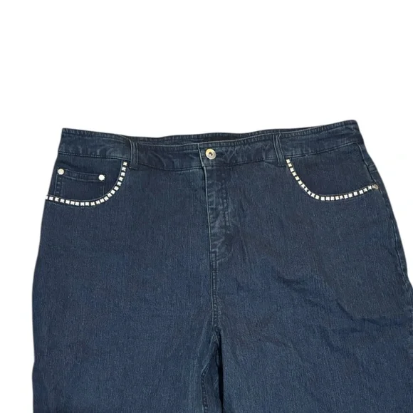 Ashro Women’s Bedazzled Loose Leg Jeans w/ Frayed Hems-size 16W - Picture 3 of 5